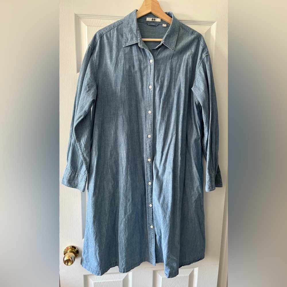 Denim dress with pockets